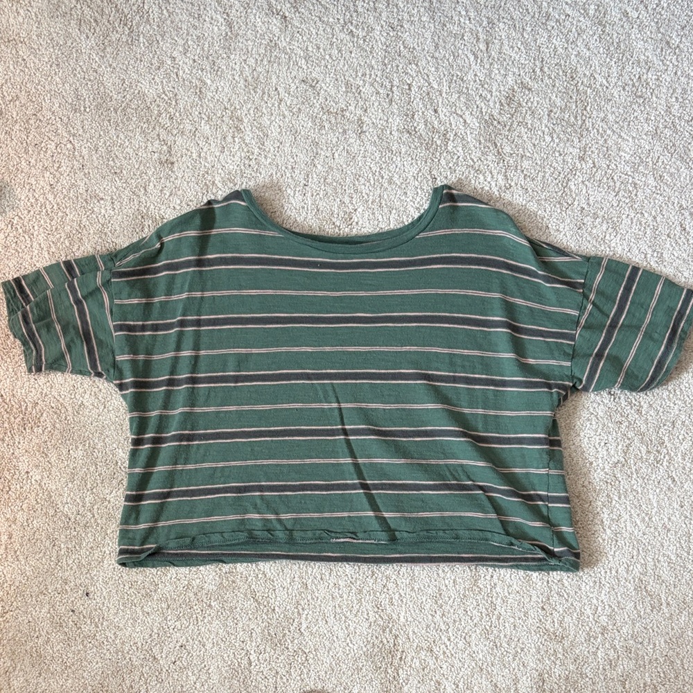 American Eagle Cropped Tee